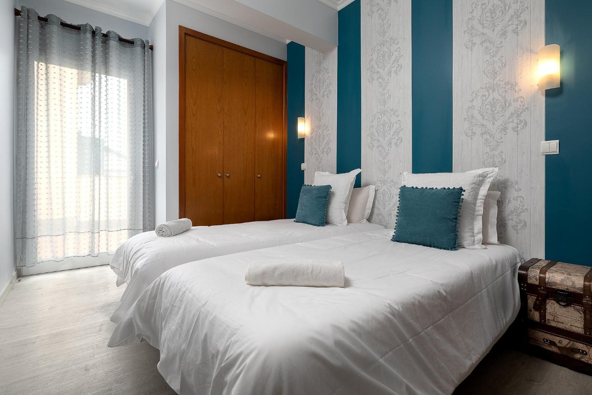 Perola Views Inn By Madeira Sun Travel بورتو مونيز المظهر الخارجي الصورة
